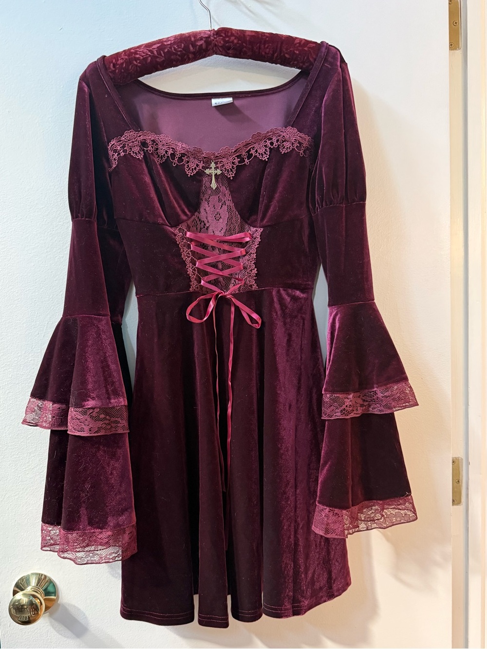 Spirit Wine Velvet Lace-Up Bell Sleeve Dress